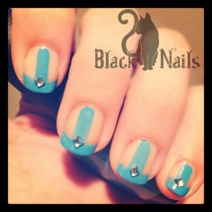 Blue Whale Tail Tip Nails