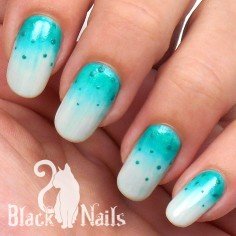 Underwater Aqua Bubble Gradient Nails